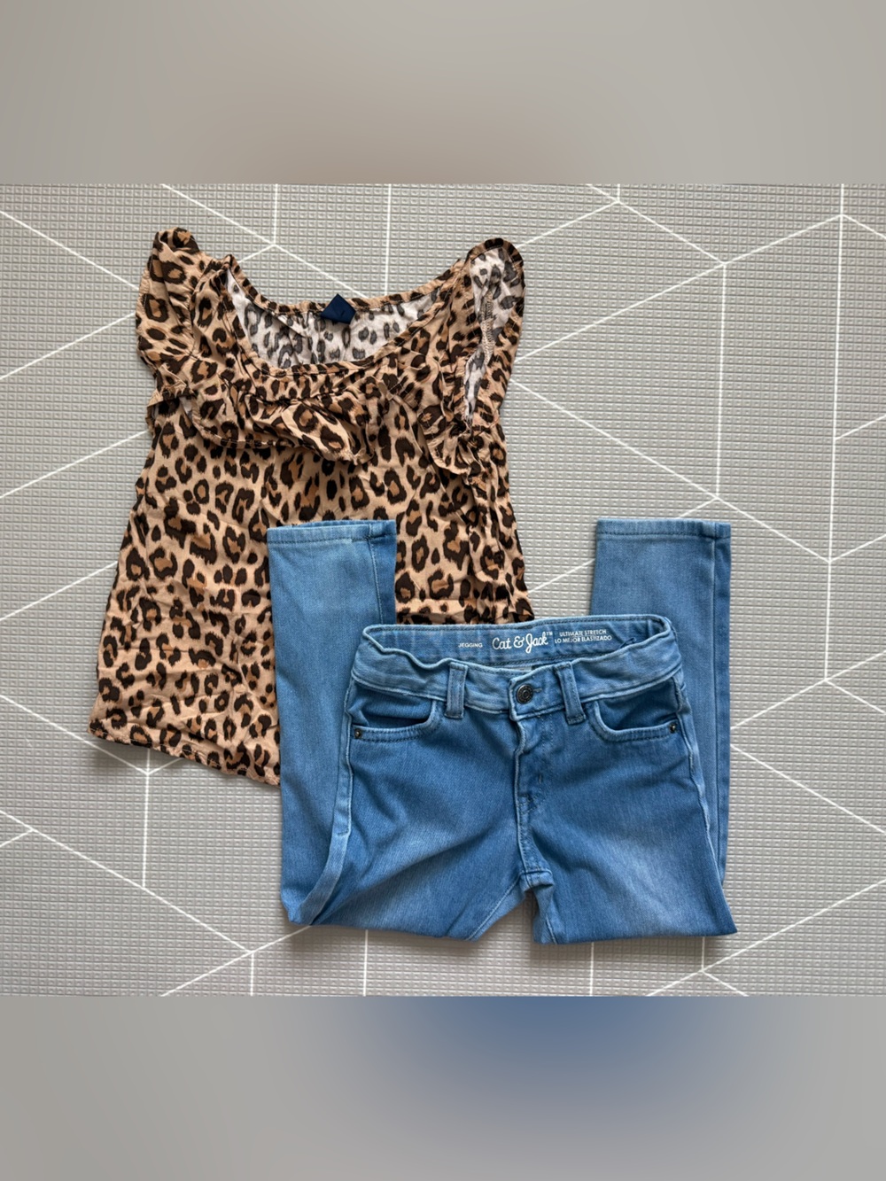 GAP|Baby girl/toddler set-Blue Skinny Jeans & leopard print ruffle top•••XS 4T